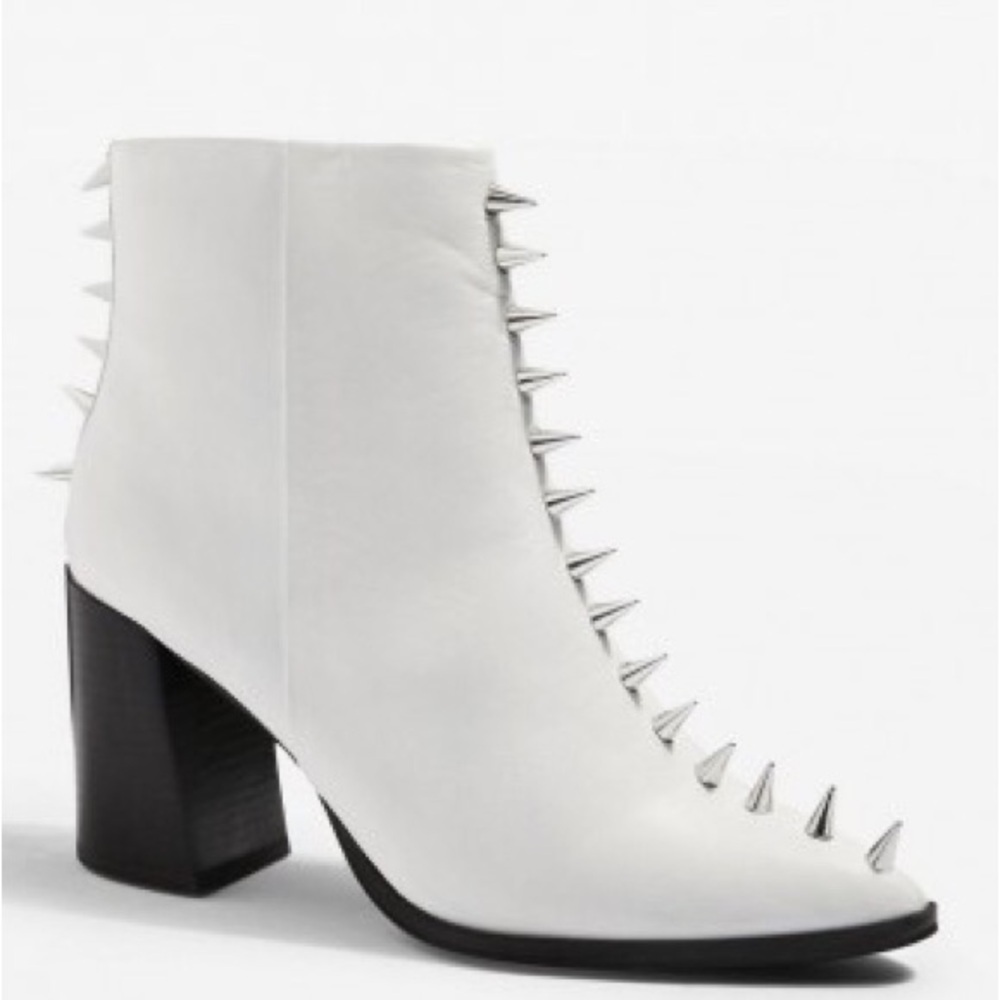 TOPSHOP Hex Studded Boots in White / stud embellished leather ankle boot - Picture 2 of 6